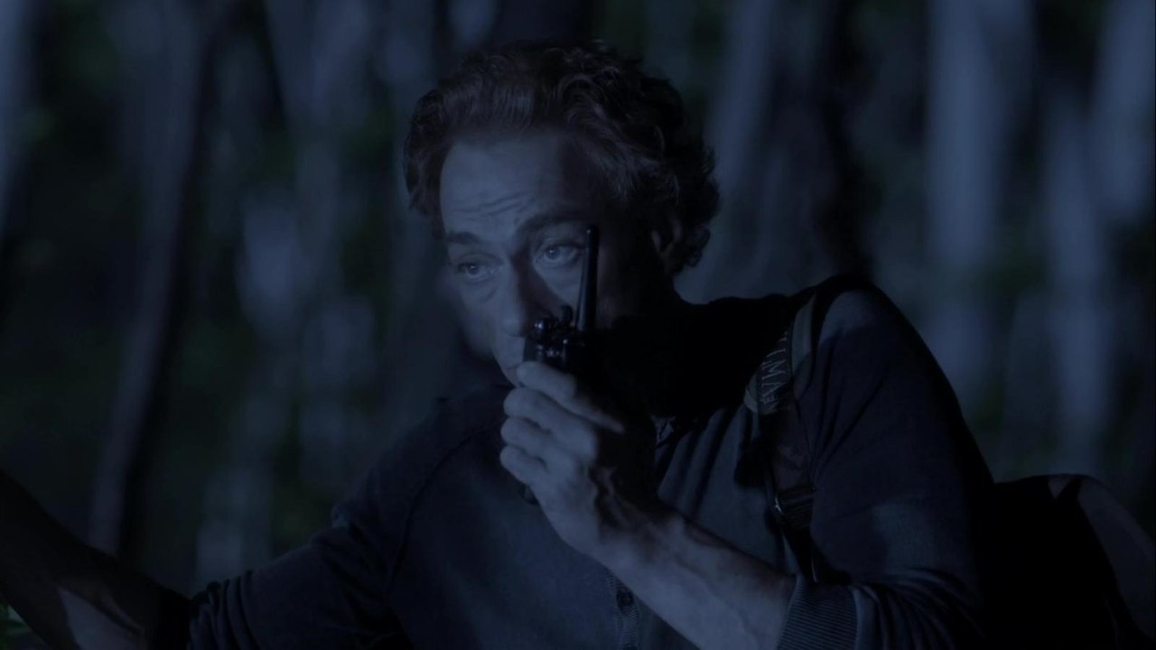 دانلود فيلم Enemies Closer 2013 | دشمنان طبیعی