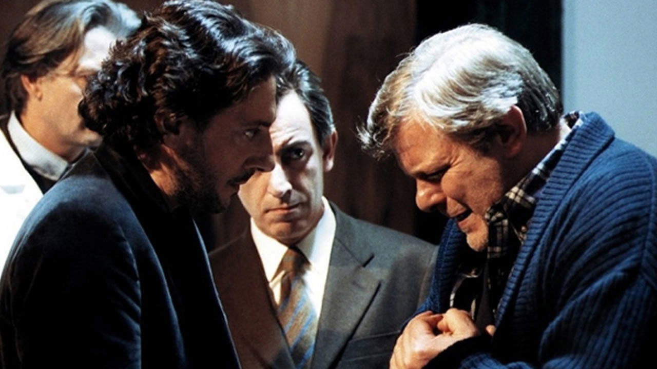 دانلود فيلم My Mother’s Smile 2002 | لبخند مادرم