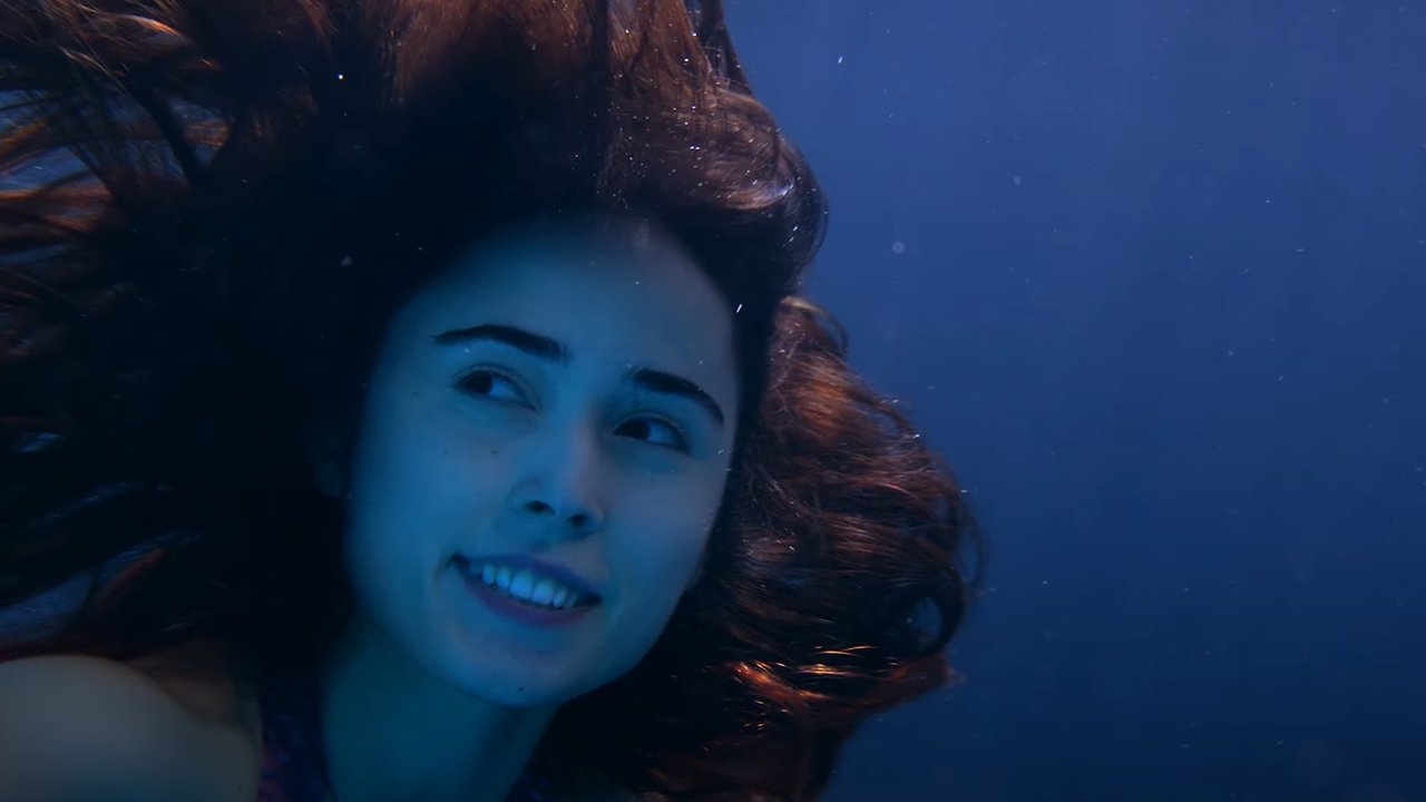 دانلود فيلم Sirenele: Secretul Medalionului 2025 | پری دریایی‌ها: راز مدالیون